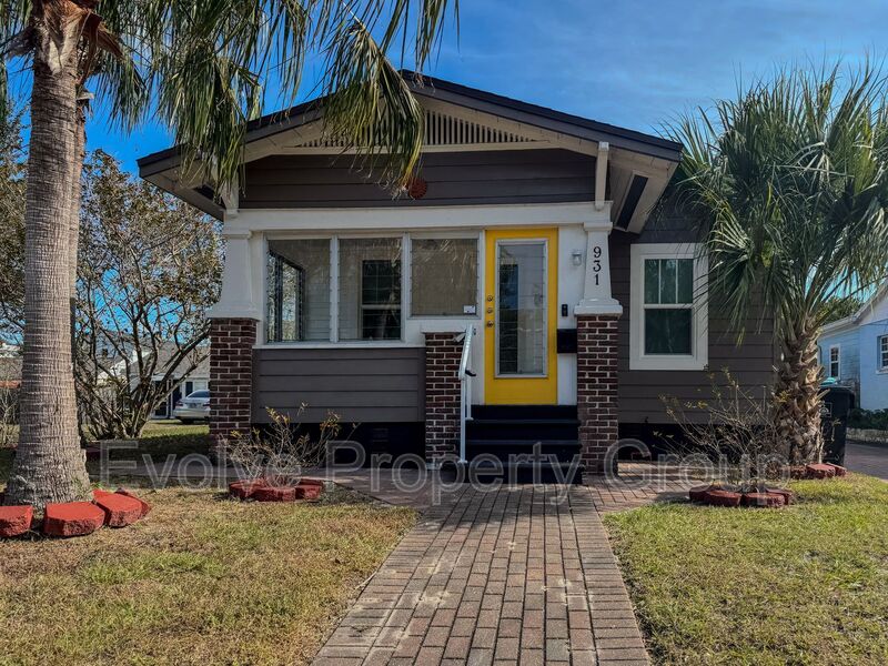 Orlando House: 931 Shine Ave