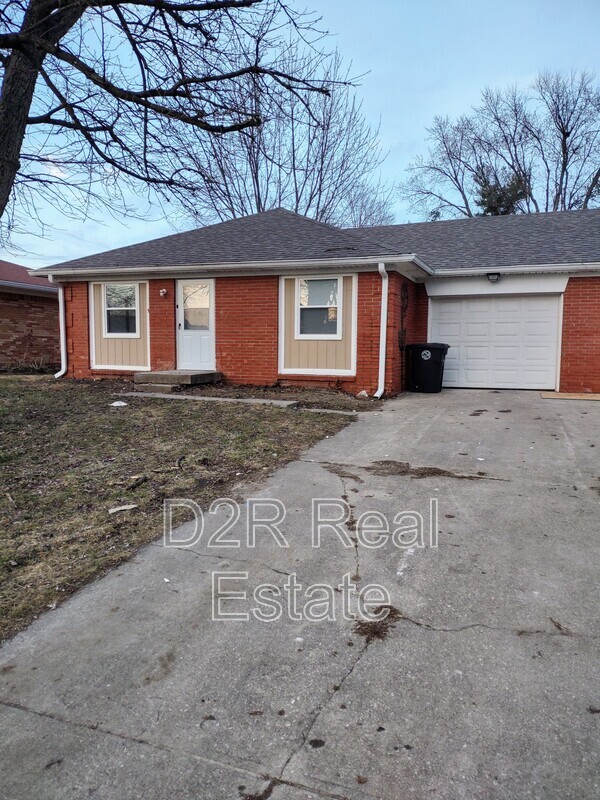 Indianapolis Condo: 7909 Southfield Dr