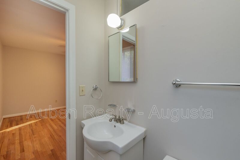 Request a Viewing for 3027 Jeanne Road Tenant Turner