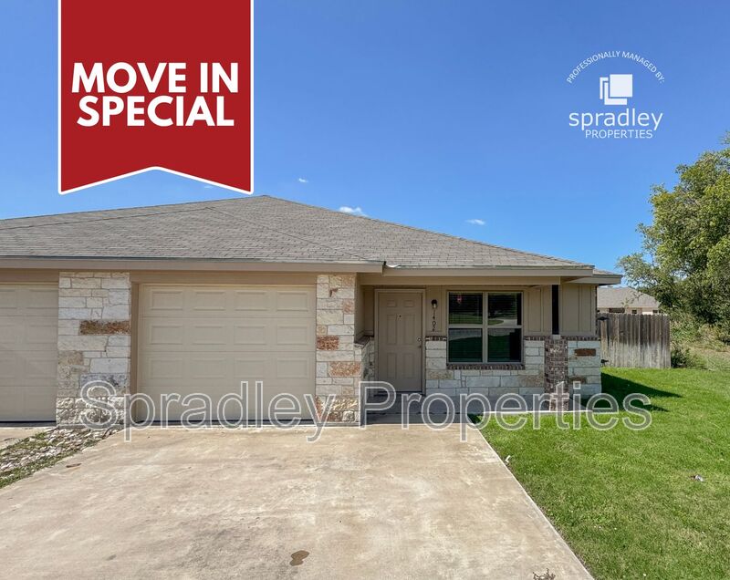 Little River-Academy Townhome: 1402 Leon Rd