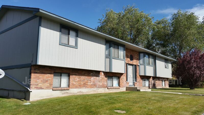 Pocatello House: 1930 Pocatello Creek Rd