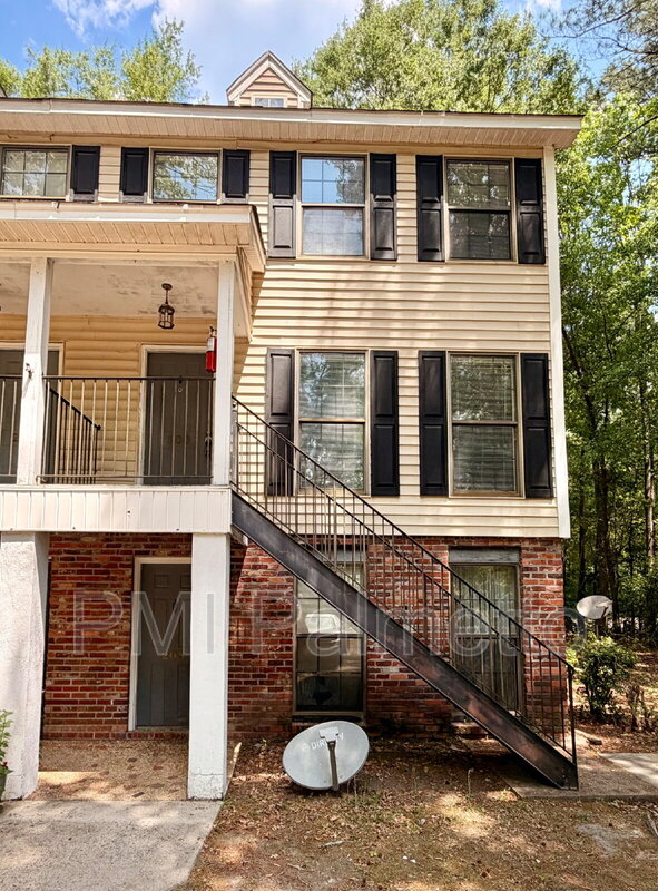 Camden Condo: 33 Chestnut Ferry Road