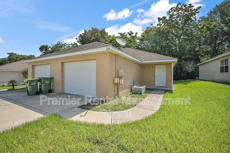 Leesburg House: 532 Paulling Drive