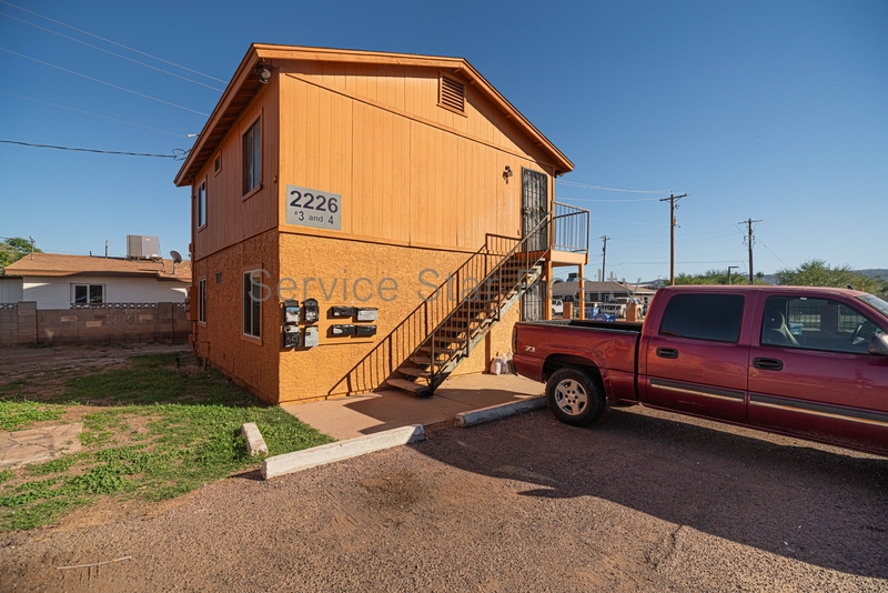 Phoenix Condo: 2226 E Pueblo Ave