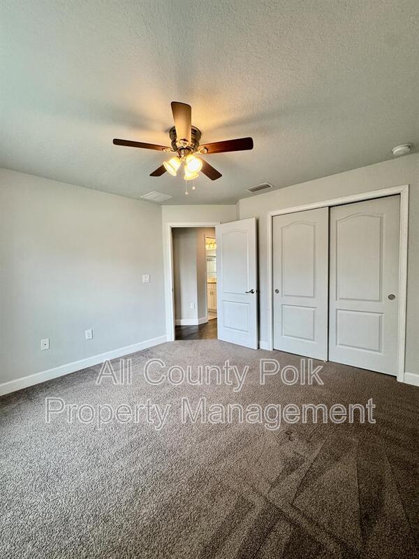 Main Rental Photo 22