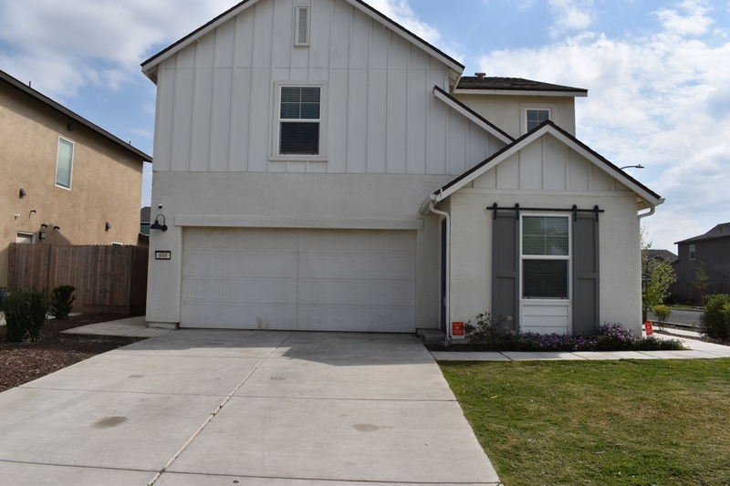 Merced House: 698 Jessie Drive
