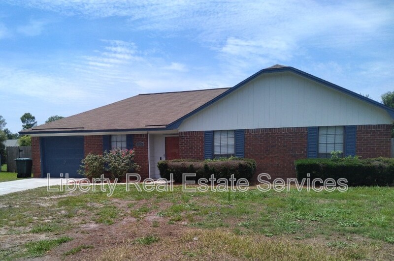 Hinesville House: 905 King Air Ct