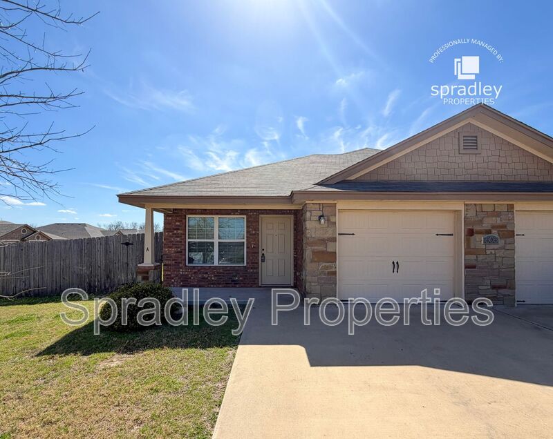 Temple Condo: 505A Kacie Dr