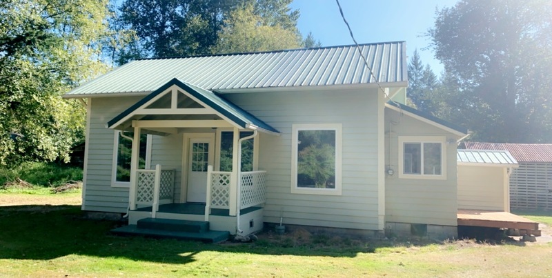 Custer House: 9022 Valley View Road