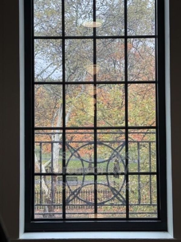 Columbus Condo: 451 East Town Street