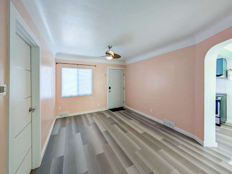 Everett Condo: 2218 Hoyt Avenue