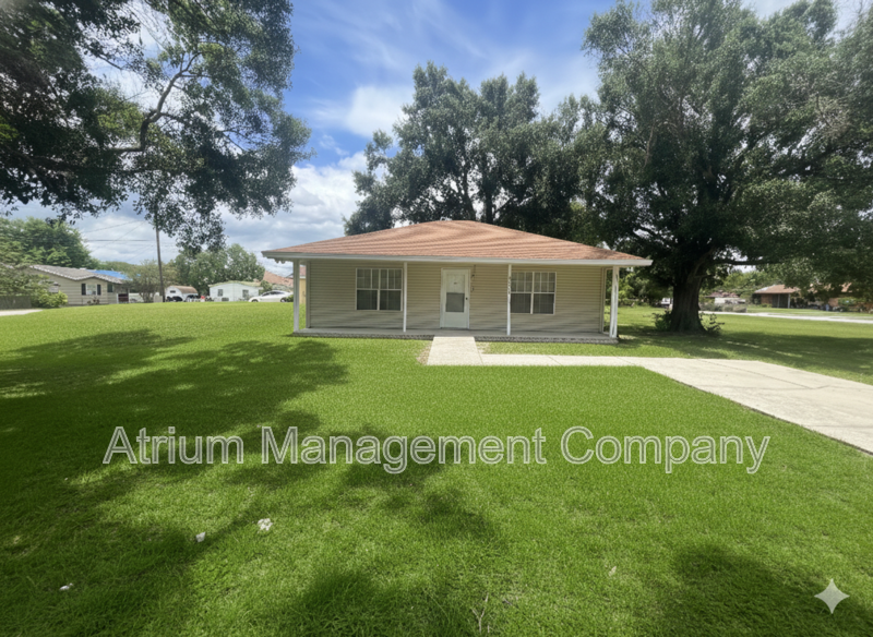 Sanford House: 3200 Hughey St