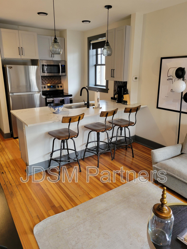 Denver House: 630 East 16th Avenue
