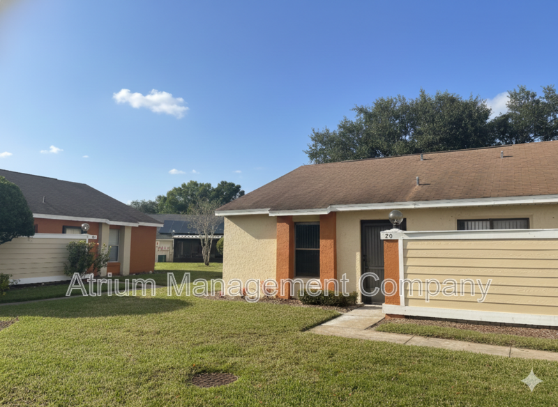 Kissimmee Townhome: 20 Silver Oak Cir