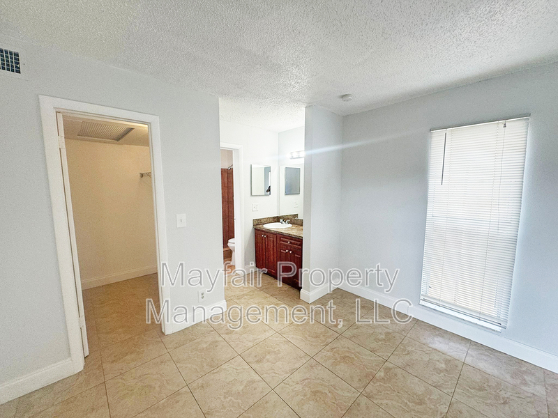 Request a Viewing for 4405 Treehouse Lane (Arbor Keys), 25E Tenant Turner