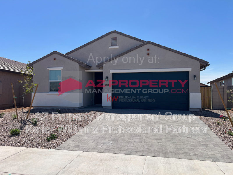 Peoria House: 25126 N 132nd Ln