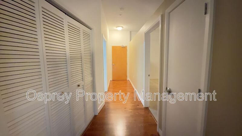 Modern 1-Bedroom Condo with Private Balcony! - Photo 13