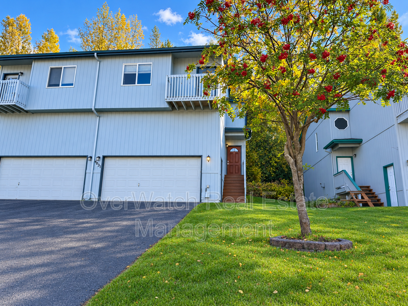 Anchorage Townhome: 4031 Lunar Dr