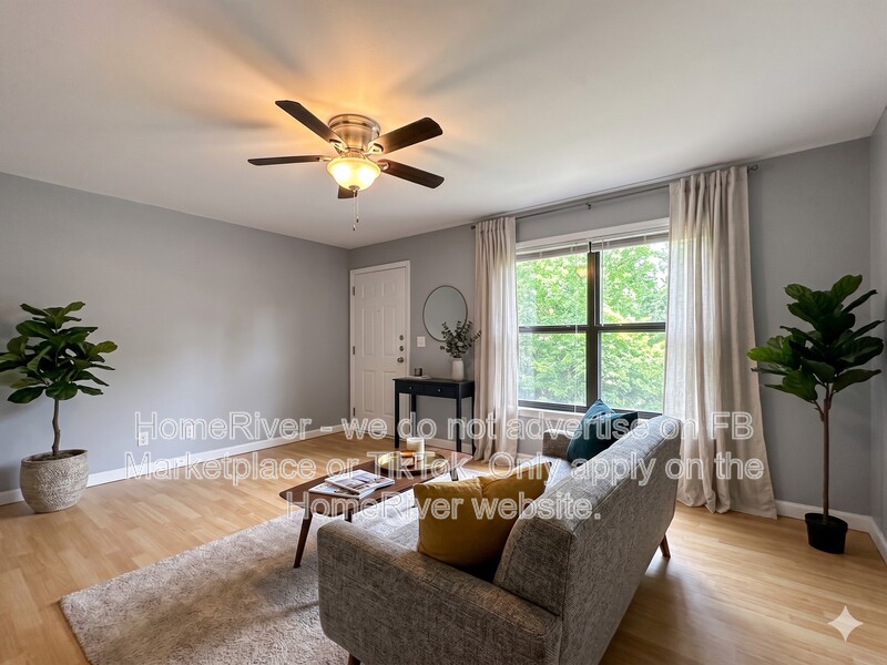 Forest Park Condo: 574 Evergreen Ter