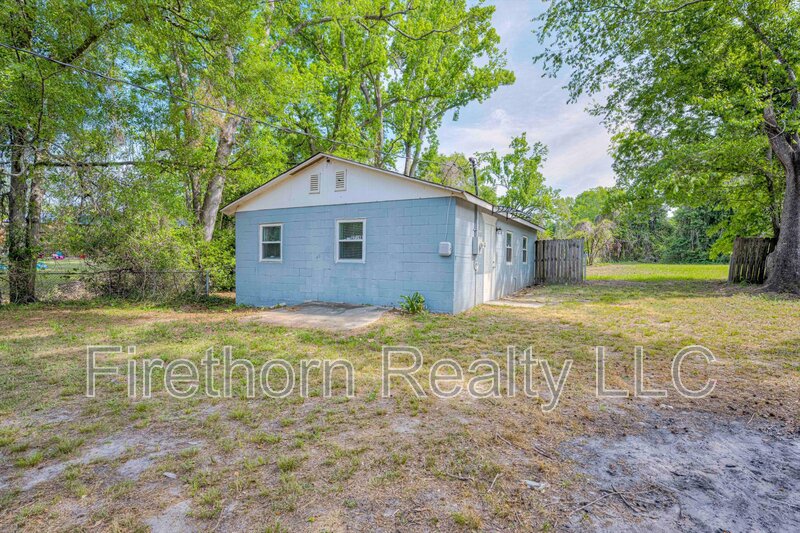 Augusta House: 2719B Meadowbrook Dr