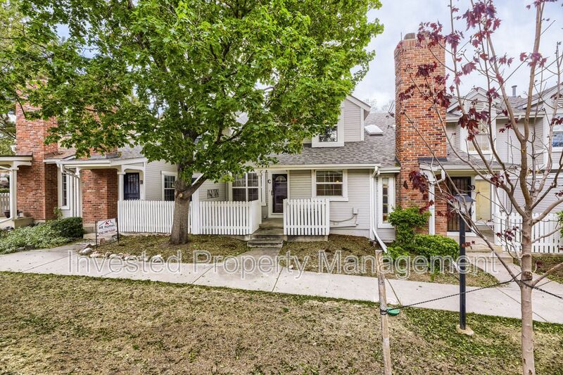 Littleton Condo: 2880 W Long Circle