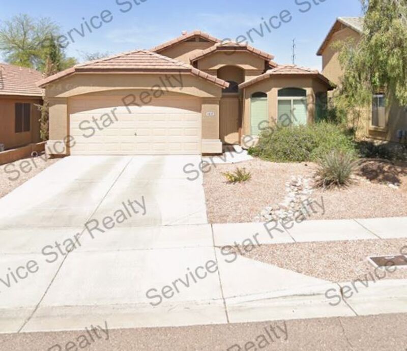 Laveen House: 4618 W Beautiful Ln