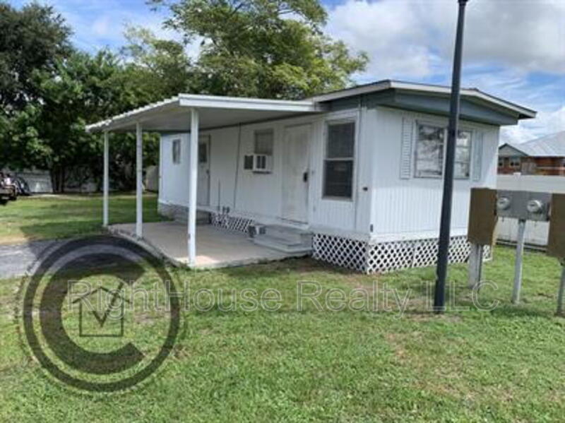 Winter Haven House: 2854 Lake Alfred Rd