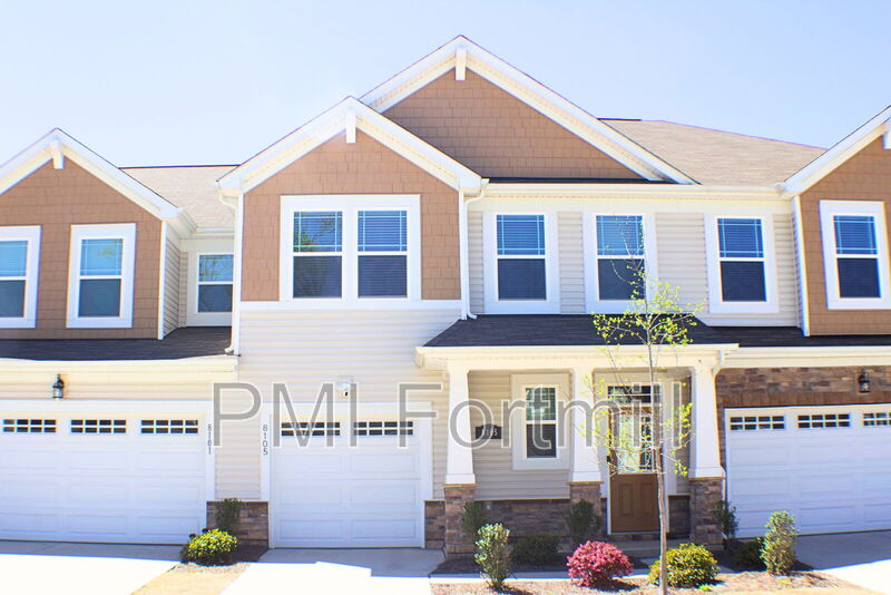 Charlotte Townhome: 8105 Overmeadow Ln