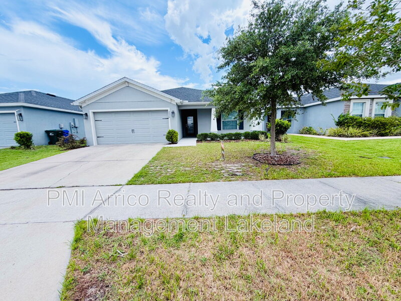 Lakeland House: 3798 White Ibis Road