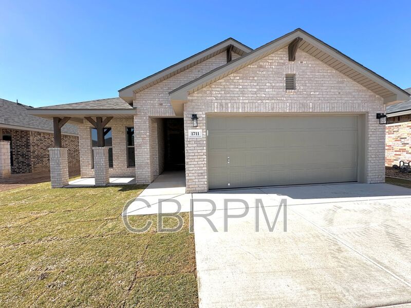 Lubbock House: 1711 142nd Street
