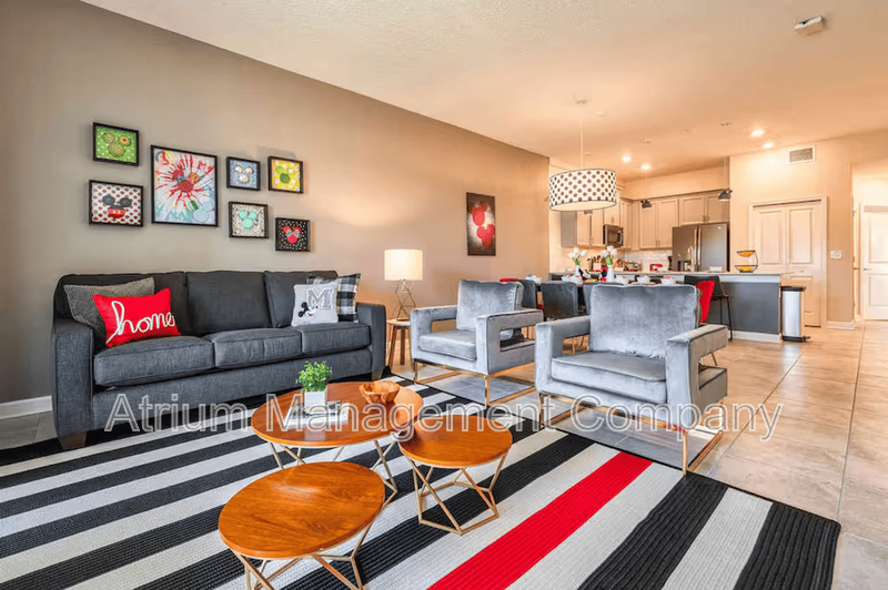 Davenport House: 631 Ocean Course Ave