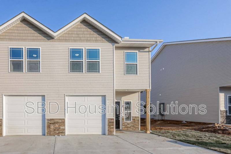Independence Townhome: 2908 S Harvard Ave A