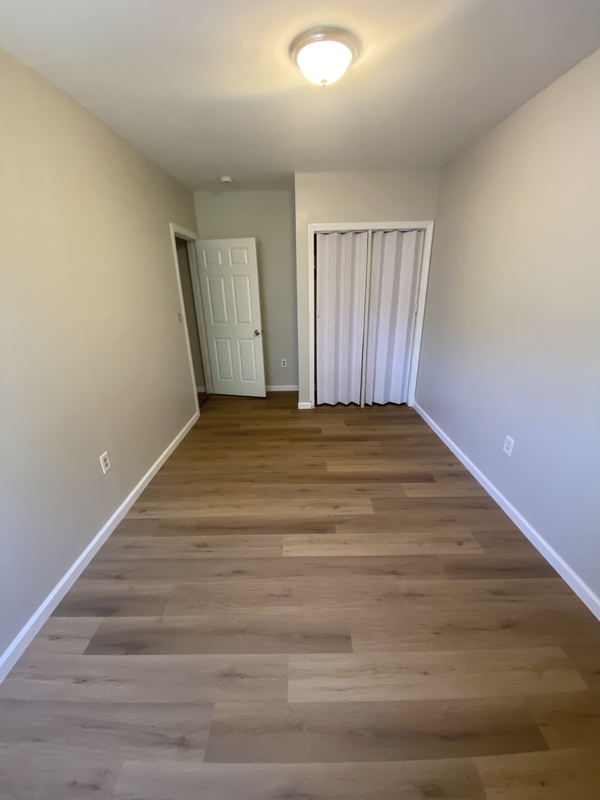 Hartford Condo: 12-20 Rockville Street - 14B