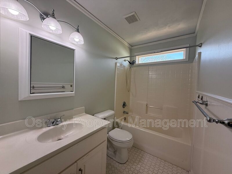 Spacious 3-Bedroom Home in Burbage Grant! "ASK ABOUT OUR ZERO DEPOSIT" - Photo 19