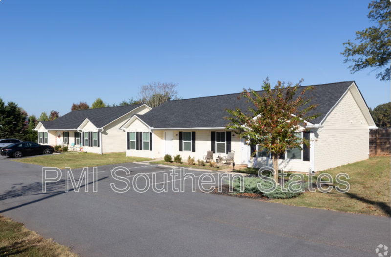 Easley Condo: 217 Walnut Hill Drive