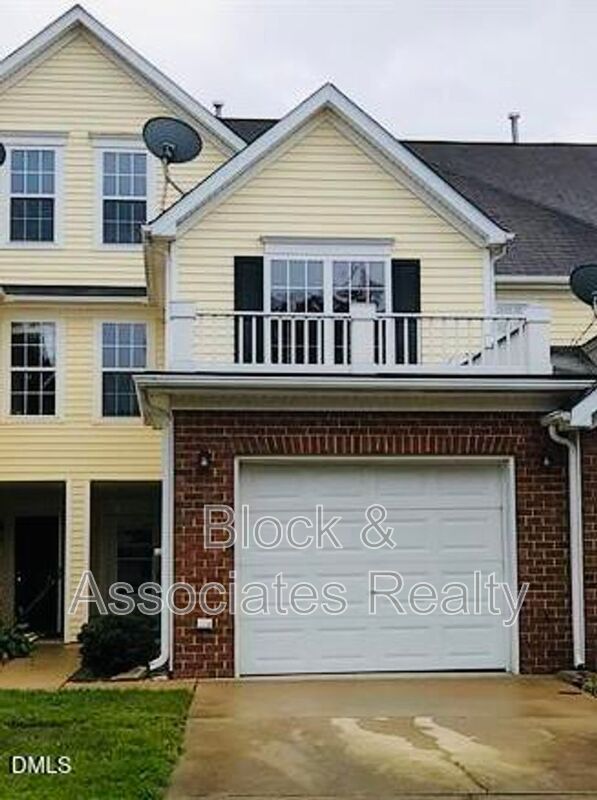 Raleigh House: 2630 Vega Court