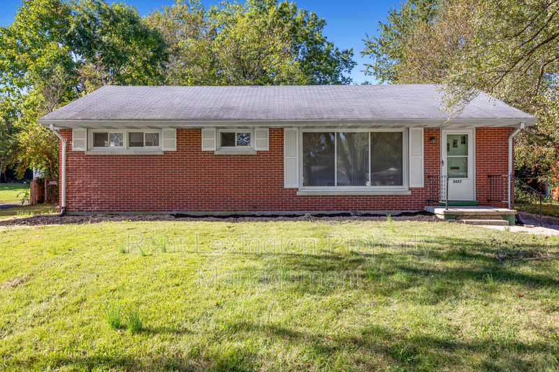 Lexington House: 2057 Heather Way