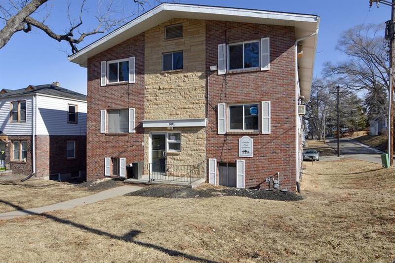 Omaha Condo: 801 N 48th St Apt 6