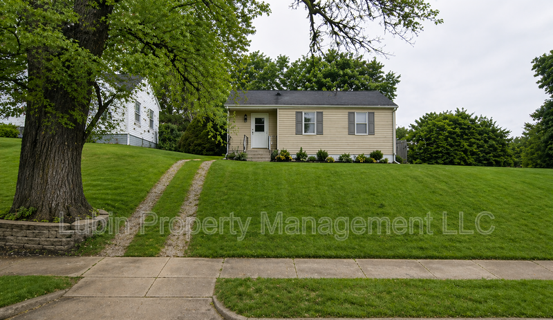 Memphis House: 1263 Newark Ave
