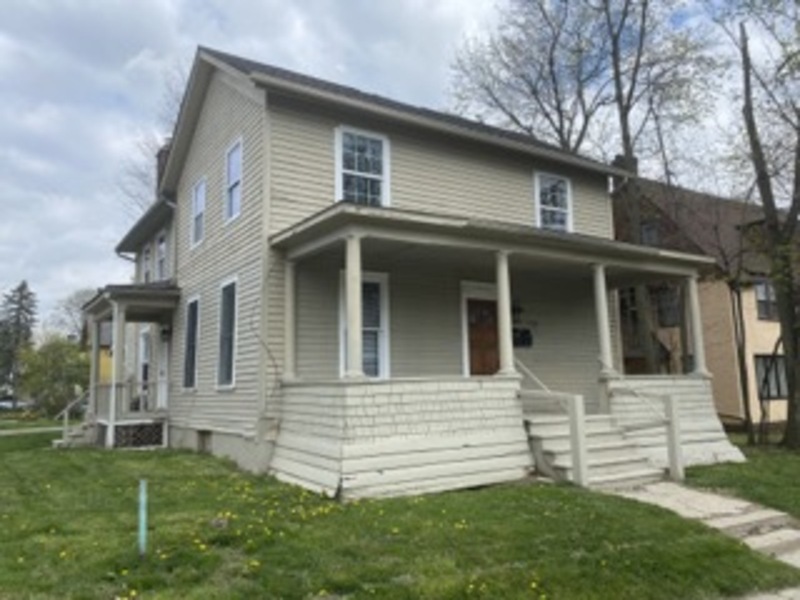 Ypsilanti Condo: 716 Pearl Street