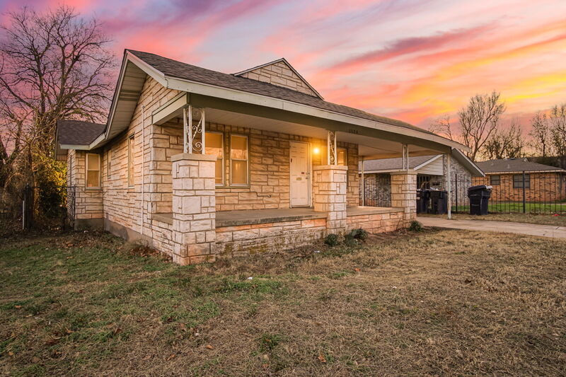 Oklahoma City House: 1524 Northeast 8th Street