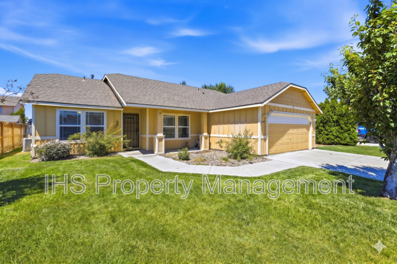 Pasco House: 5624 Coppercap Mountain Ln