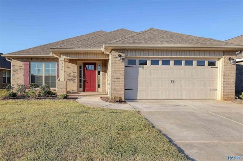 Madison House: 226 Abercorn Drive