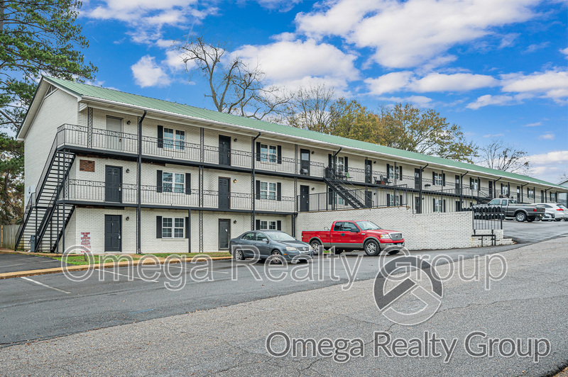 Northport Condo: 2711 18th Ave