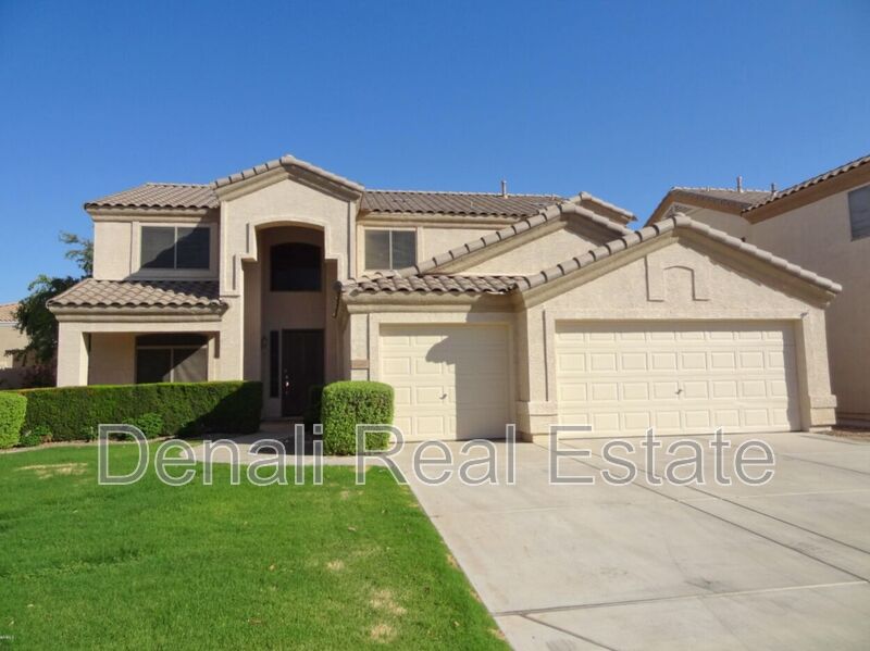 Chandler House: 1122 W. Wildhorse Drive