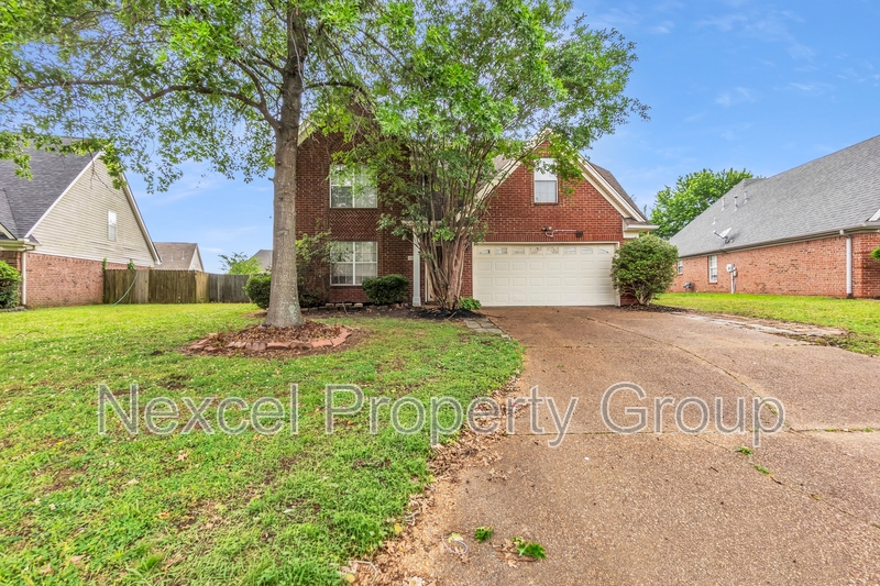 Southaven House: 8891 Shellflower Drive