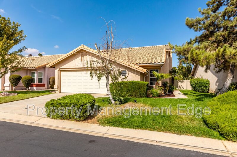 Banning House: 576 Pine Valley Rd
