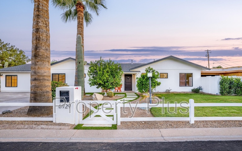 Scottsdale House: 6929 E Mariposa Dr