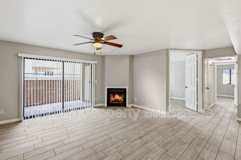 Scottsdale Condo: 2935 N. 68th St.