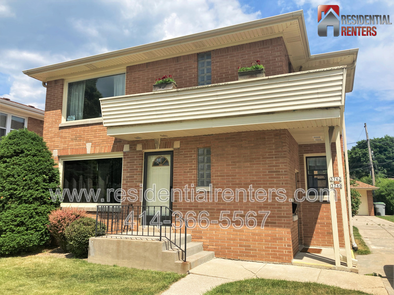 Milwaukee Condo: 3760 S Clement Avenue